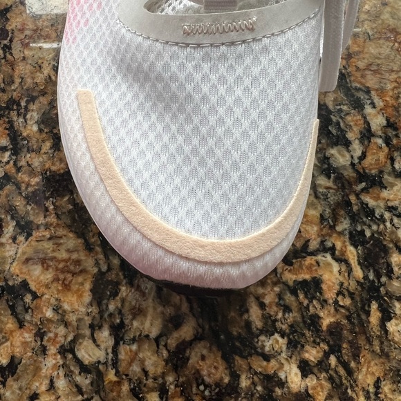 Women’s Adidas Running Shoe - Picture 9 of 10